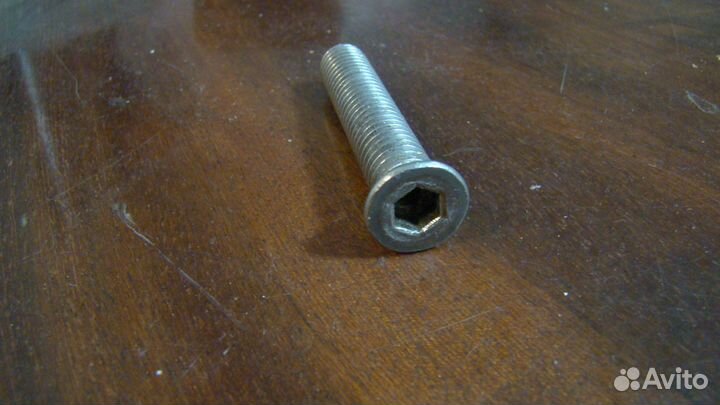 Весовой болт для кия predator