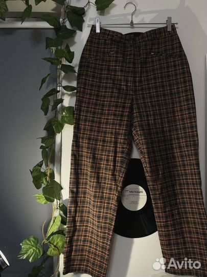 Брюки в клетку