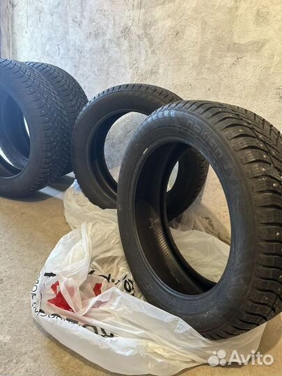 Nokian Tyres Hakkapeliitta 10p SUV 235/55 R20 102