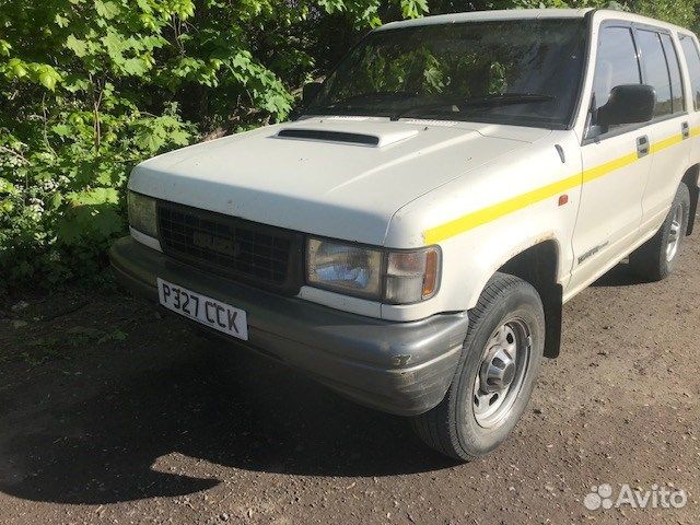 Разбор на запчасти Isuzu Trooper