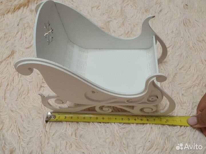 Сани декоративные