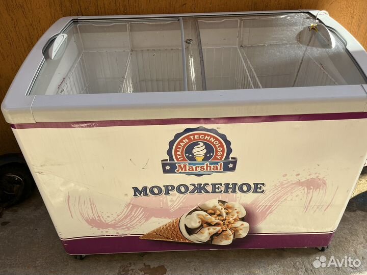 Морозильный ларь с глухой крышкой