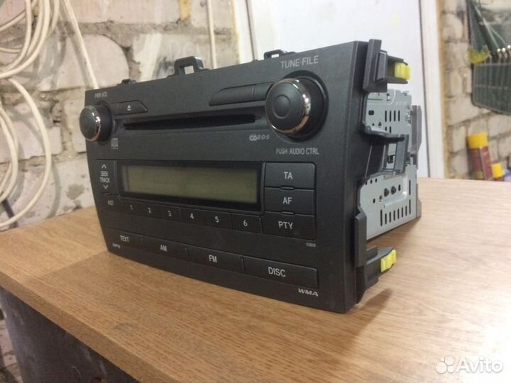 Магнитола Toyota Corolla 150