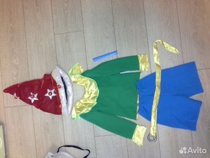 Продам детские костюмы