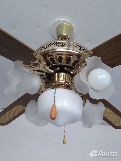 Потолочный вентилятор