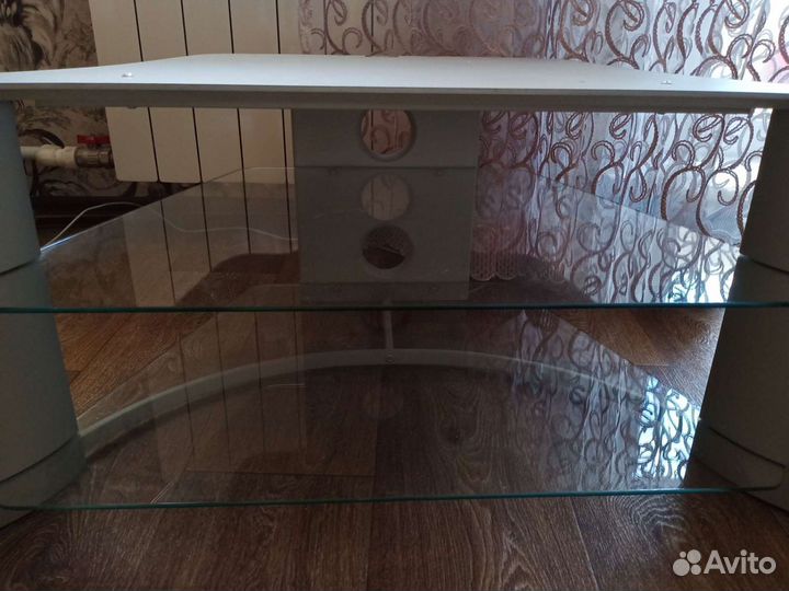 Тумба под телевизор