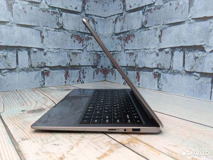 Ноутбук новый в коробке intel/4ядра/512ssd/12Gb