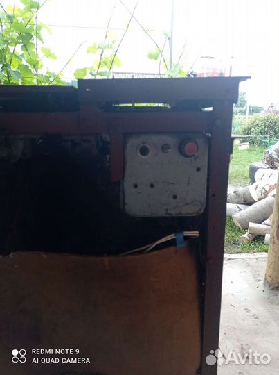 Циркулярный станок по дереву