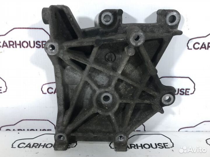 Кронштейн кондиционера Mitsubishi Lancer 9 1.6