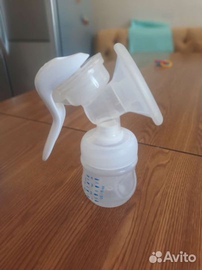 Avent молокоотсос ручной scf430/10