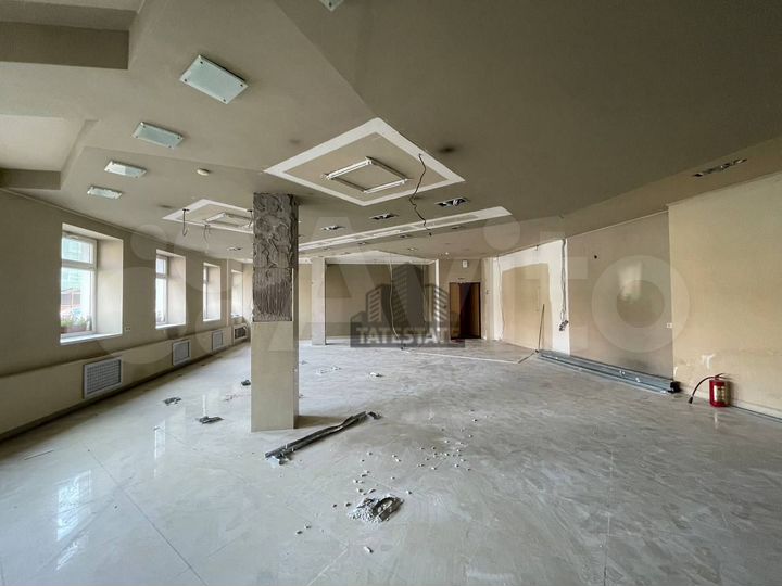 Торговое/ кофейню первая линия центр 125 кв.м