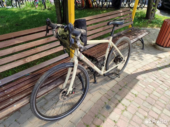 Specialized globe sport