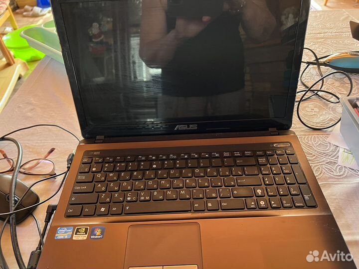Ноутбук asus