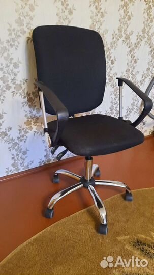 Компьютерное кресло