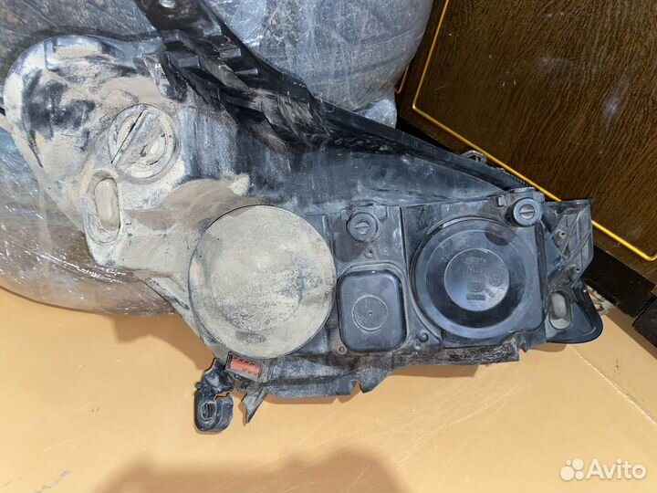 Левая фара Opel Astra H