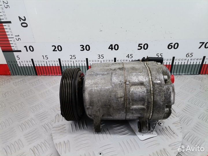 Компрессор кондиционера для Volkswagen Golf 4