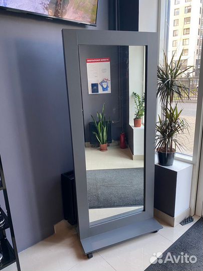 Гримерное зеркало С подсветкой