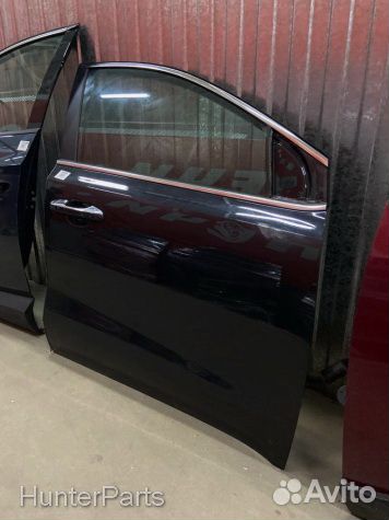 Дверь передняя правая Kia Sportage 4