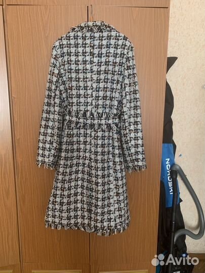 Пальто женское демисезонное размер 46