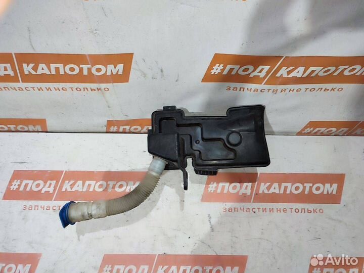 Бачок омывателя Volkswagen Tiguan 2010 5N0955453