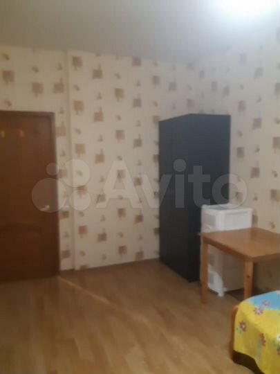 Комната 18 м² в 4-к., 10/17 эт.