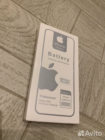 Новый оригинальный акб на iPhone se(2020)