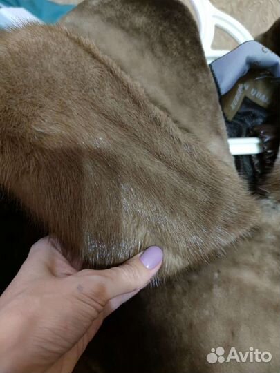 Шуба мутоновая с капюшоном