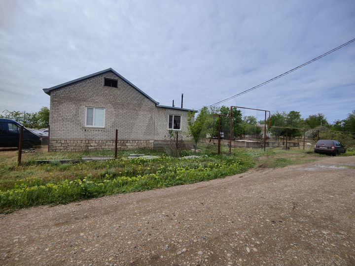 Дом 93 м² на участке 9 сот.