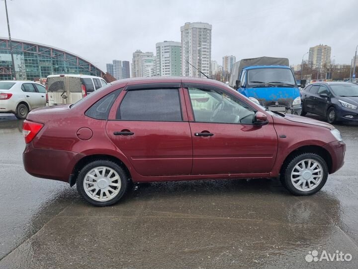 LADA Granta 1.6 МТ, 2012, 180 000 км