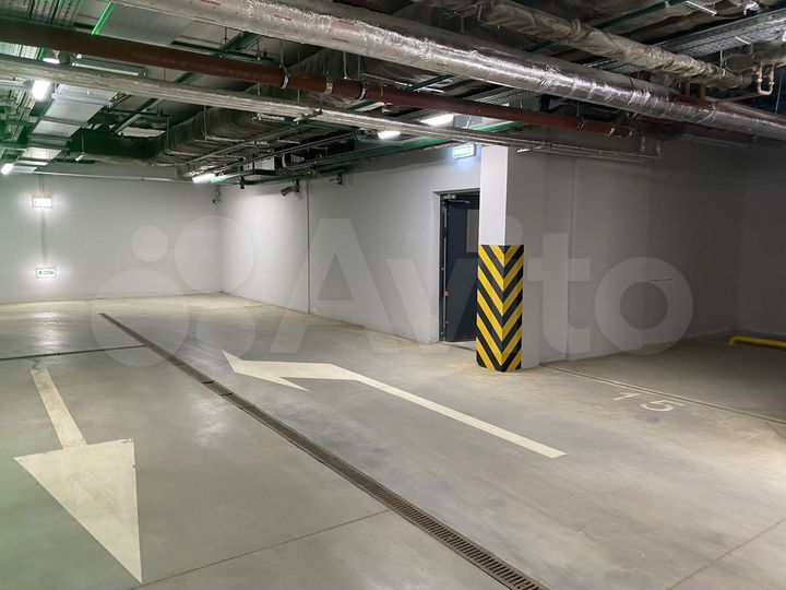 Машиноместо, 14 м²