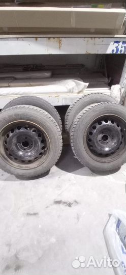 Nokian Tyres Hakkapeliitta C3 205/60 R16