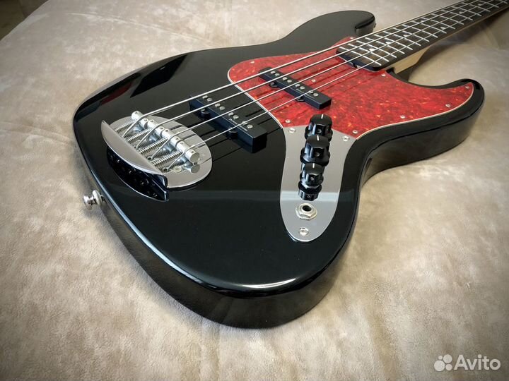 Бас-гитара Lakland SK-460/R Hinatch Skyline Japan