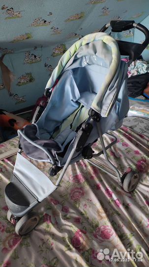 Прогулочная коляска