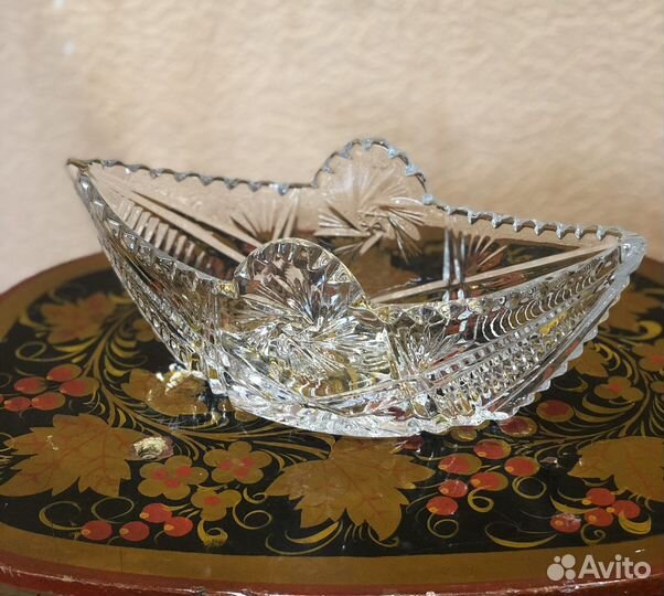 Ваза хрустальная