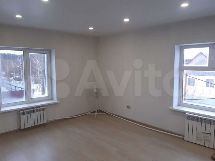 Дом 100 м² на участке 10 сот.