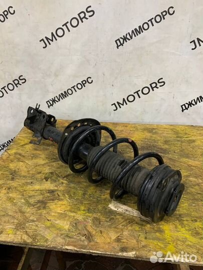 Амортизатор передний правый Nissan X-Trail T31