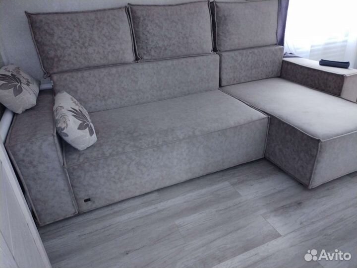 Угловой диван