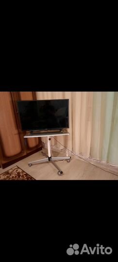 Подставка для телевизора