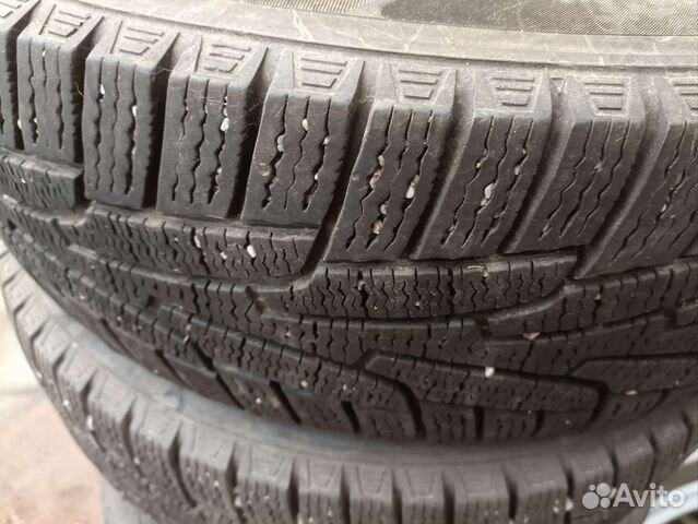 Kumho I'Zen KW31 215 R17