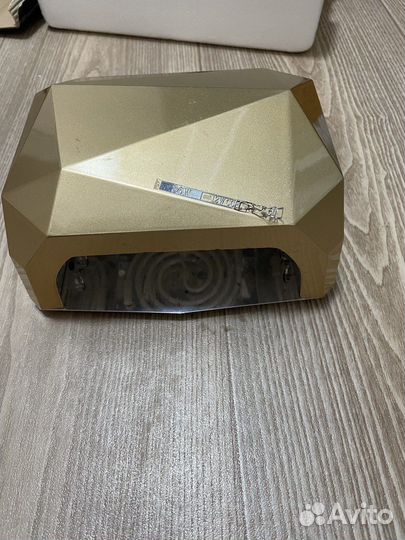 Лампа для маникюра