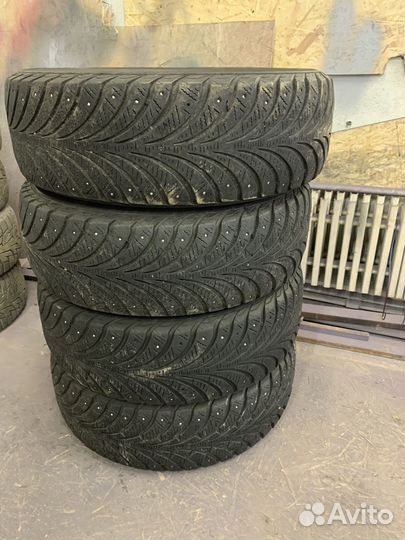 Sava Eskimo Stud 195/65 R15 91T