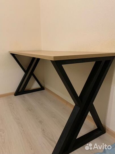 Стол лофт паралелль