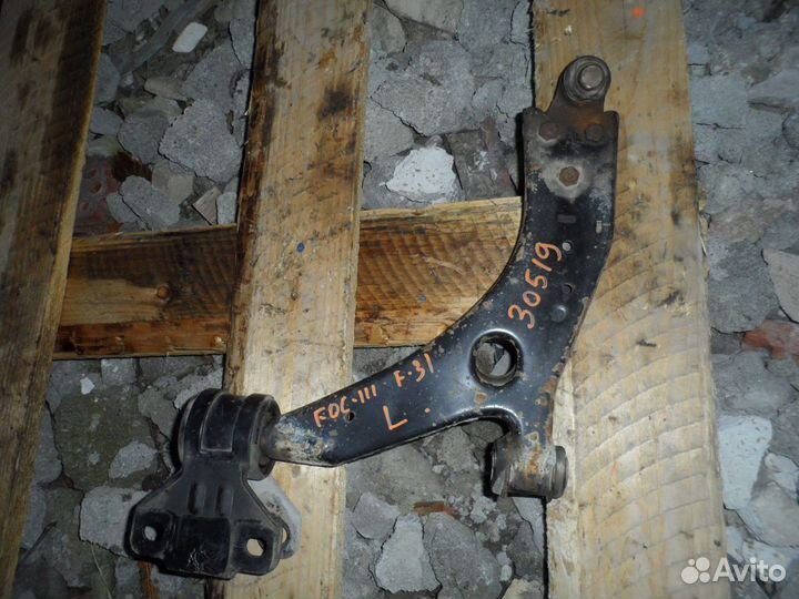 Рычаг передний левый Ford Focus