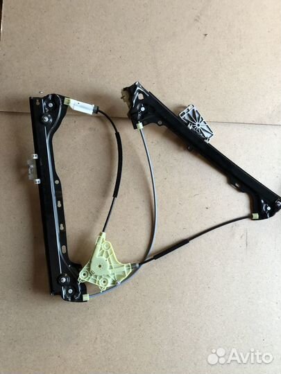 Стеклоподъемник пер лев BMW 3-Ser E92 51337193455