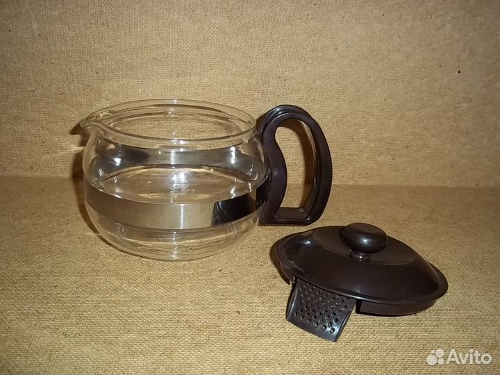 Чайники заварочные, сахарница