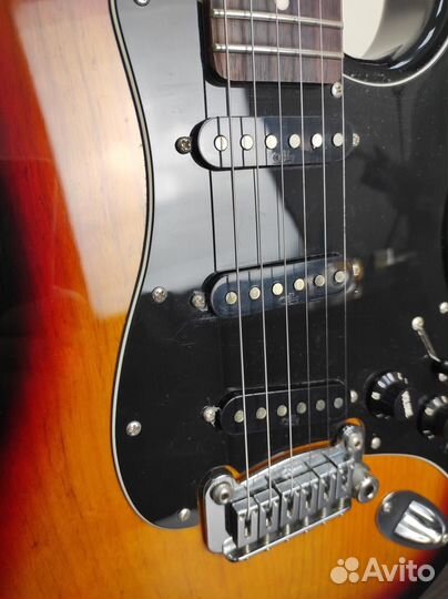 Электрогитара G&L Tribute Legacy Stratocaster