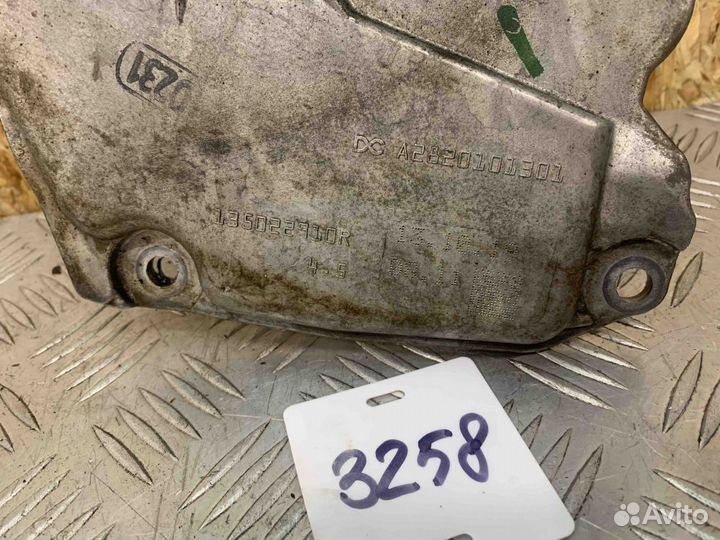 Б/У Б/У Крышка двигателя передняя Renault Arkana