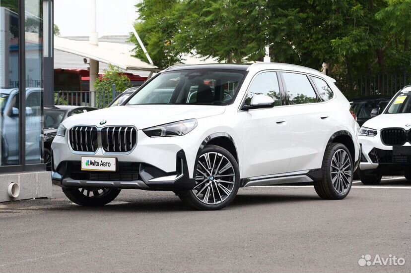 BMW X1 2.0 AMT, 2024, 11 км