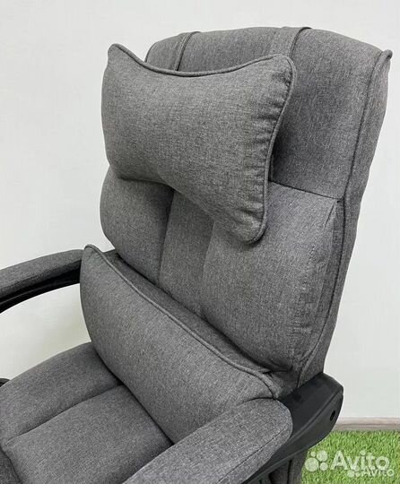 Офисное кресло (геймерское). Кресло для директора