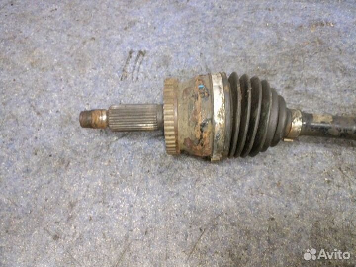 Привод левый Hyundai I40 2016